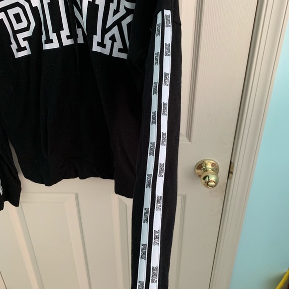 black PINK sweater - Picture 2 of 3